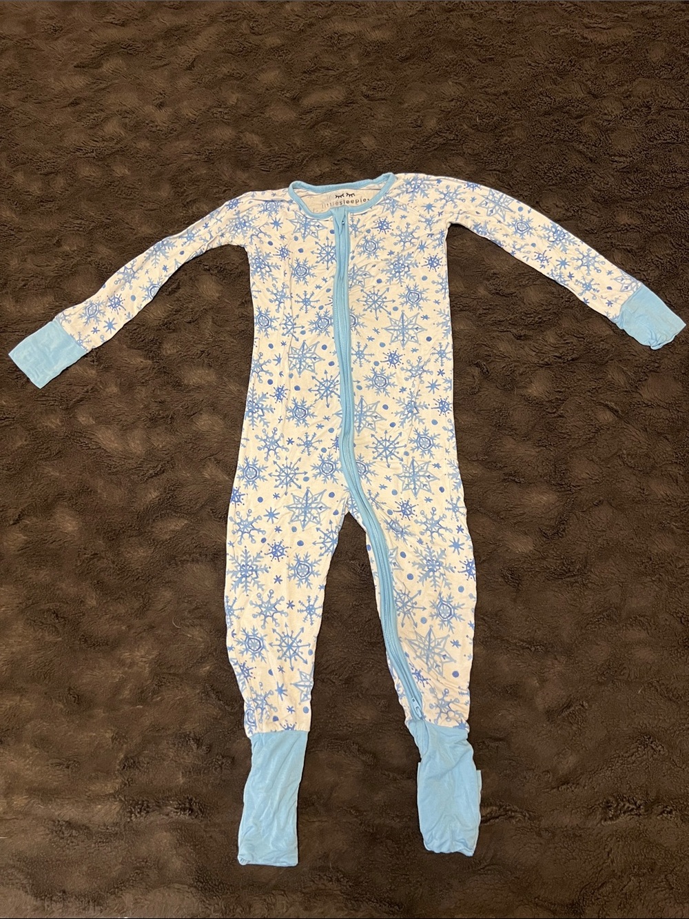 Rare limited edition Little sleepies Blue Snowflake zippie 2T